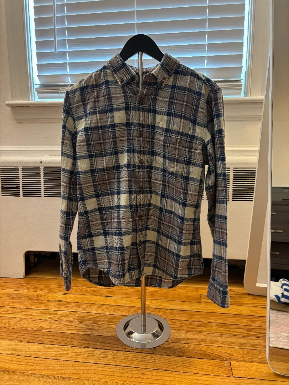 Like New Men's Blue and White L.L. Bean Flannel Button-Down Shirt Size Small